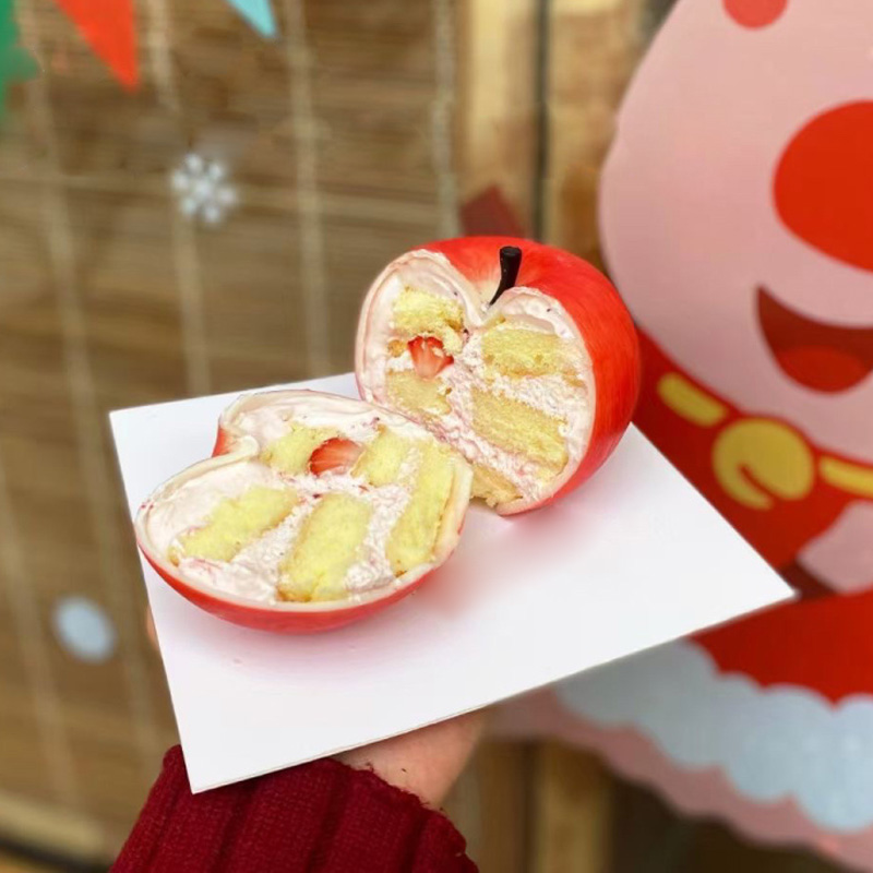 圣诞苹果巧克力鲜奶蛋糕