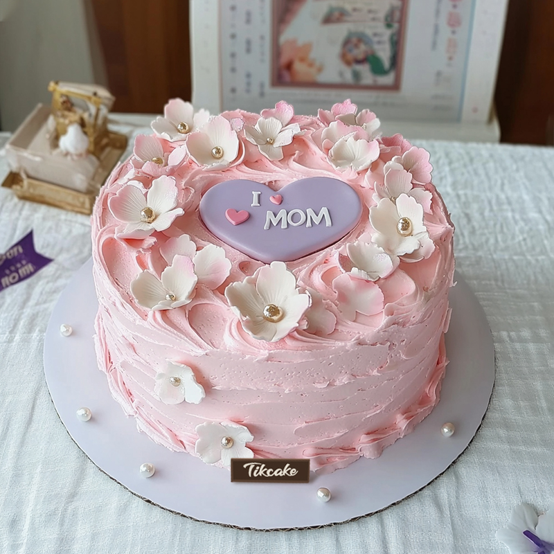 原创母亲节主题翻糖鲜奶蛋糕（六）