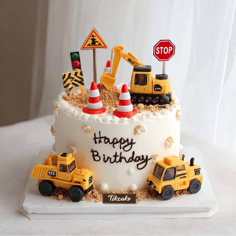 原创挖挖机主题儿童鲜奶蛋糕（二）