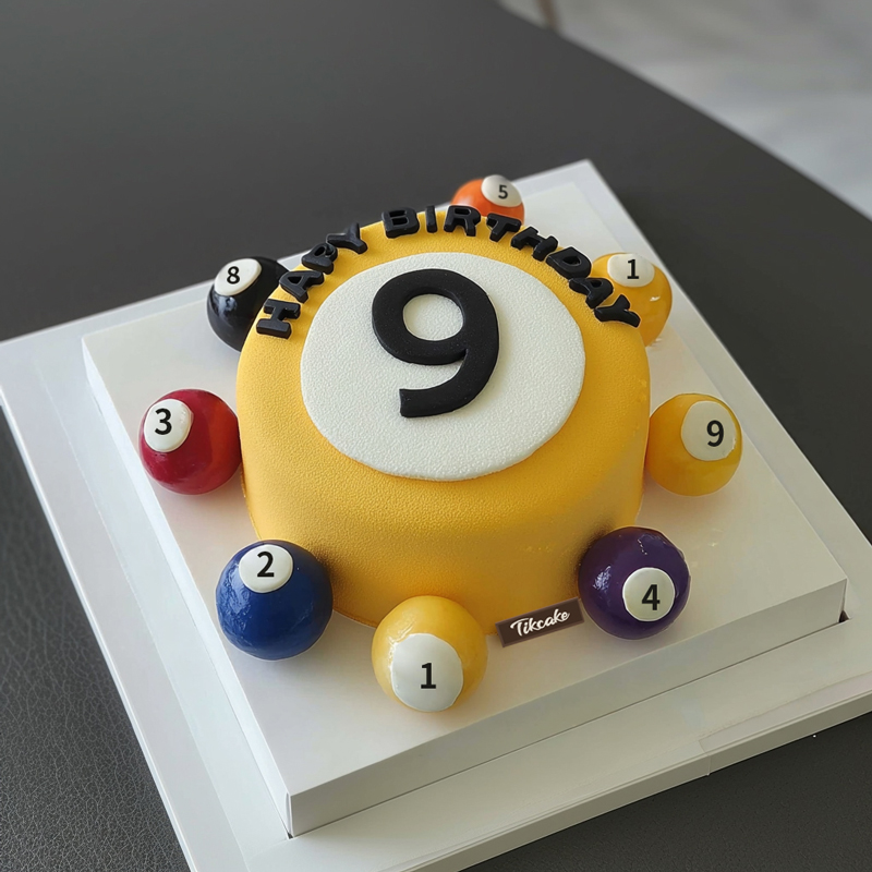 原创台球主题翻糖鲜奶蛋糕（三）