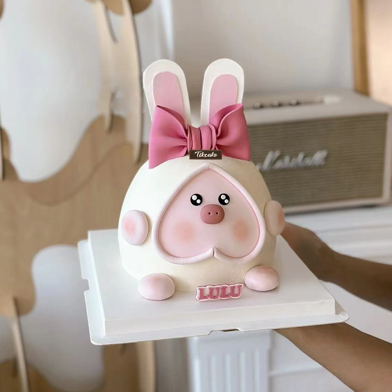 峡城乡表达默默奉献订啥样的蛋糕合适？